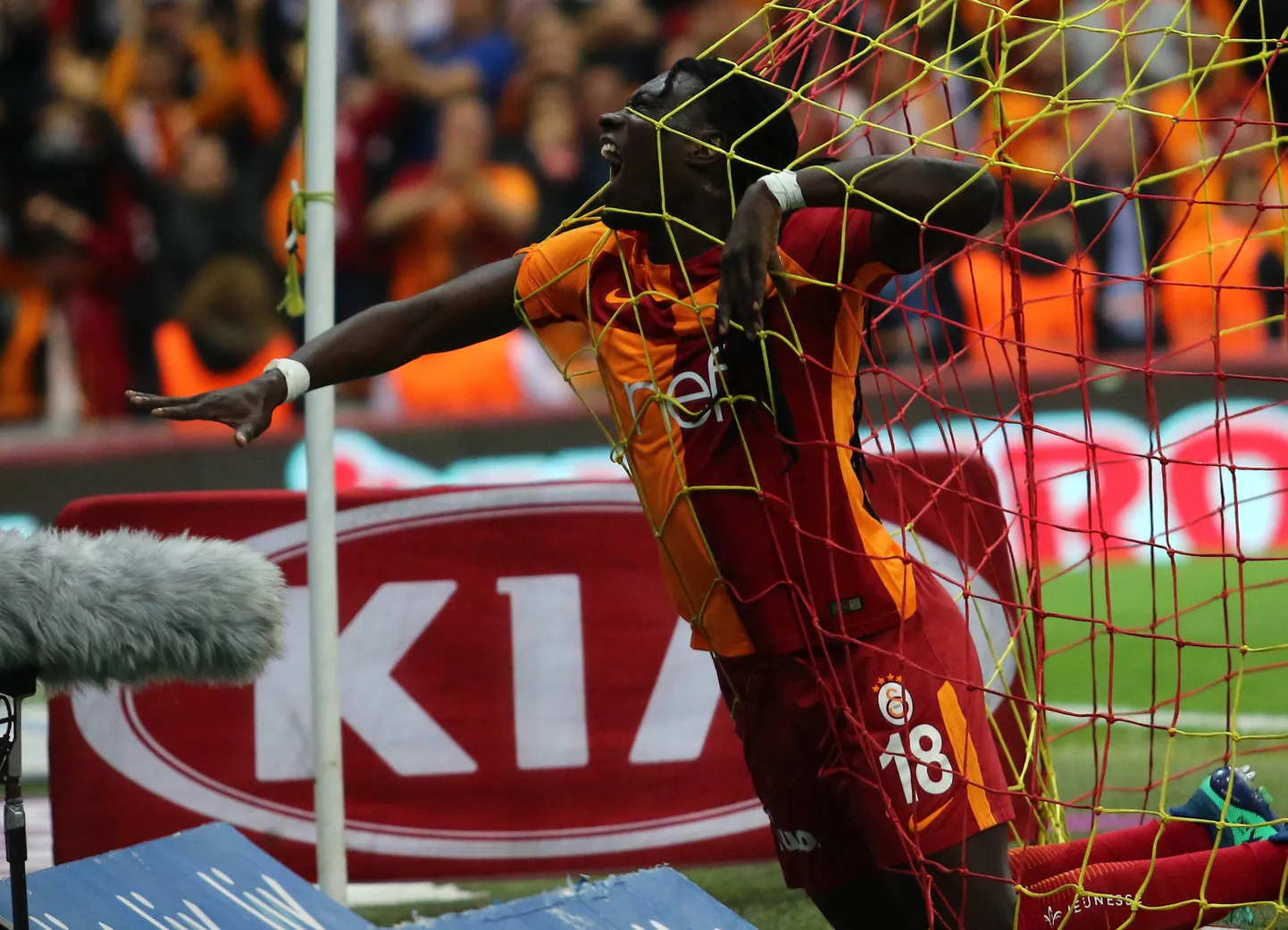 Bafetimbi Gomis.