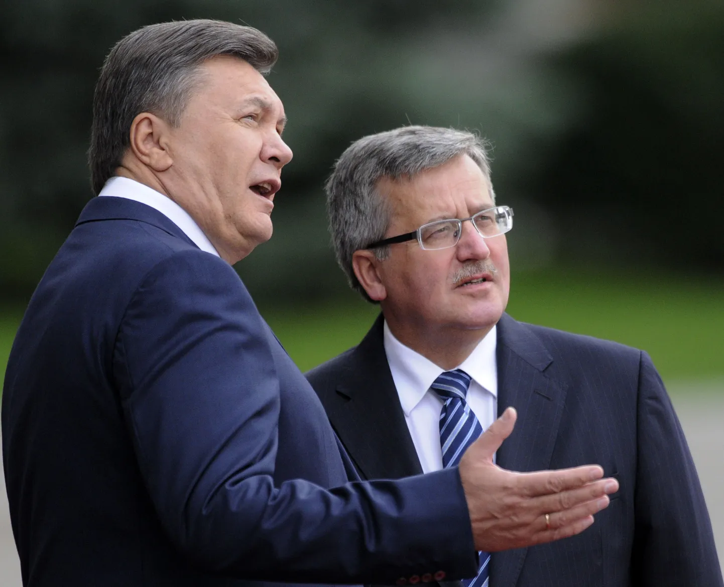Ukraina president Viktor Janukovõtš (vasakul) koos Poola riigipea Bronisław Komorowskiga.