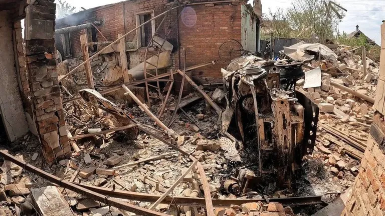 Развалины.