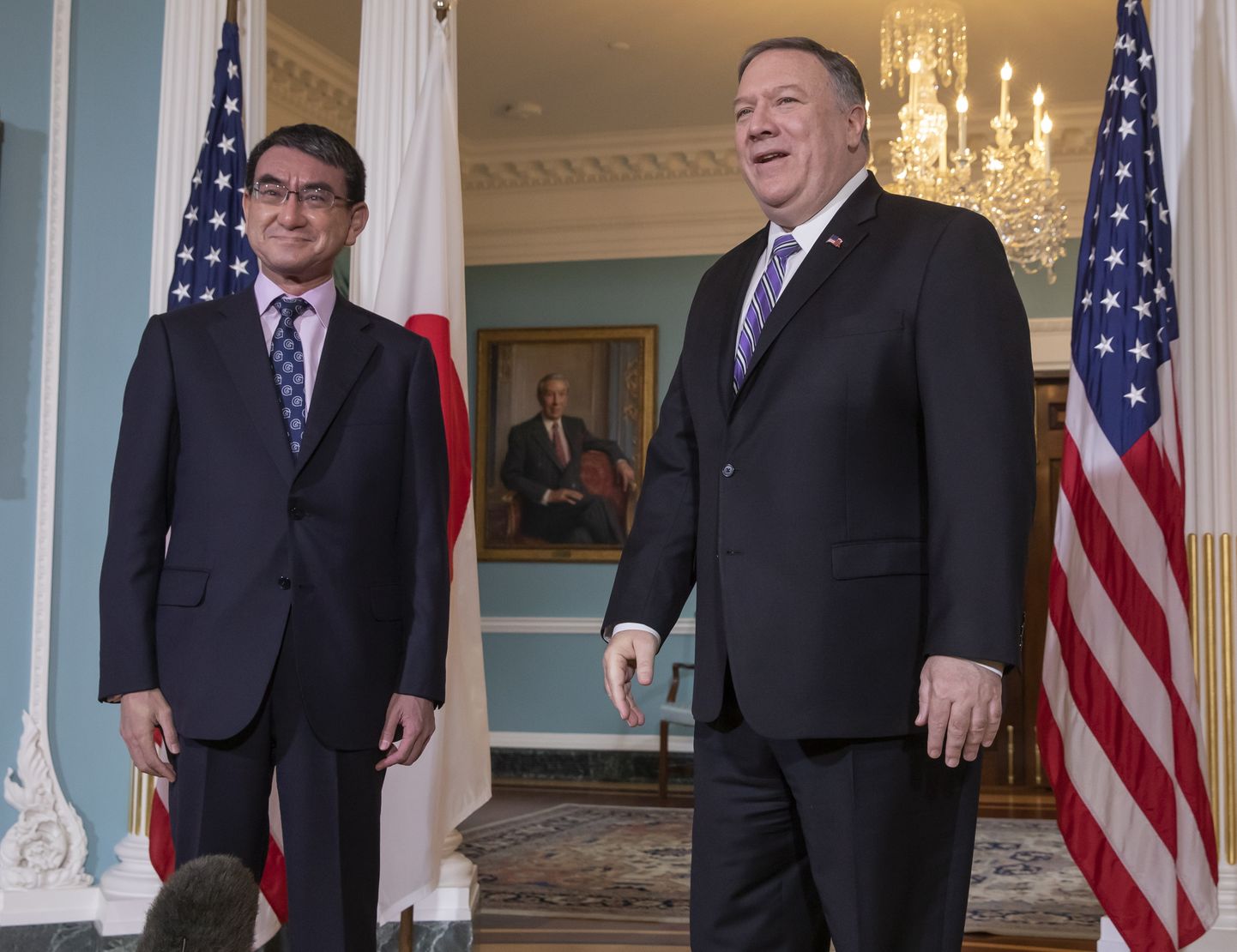 USA välisminister Mike Pompeo Washingtonis koos oma Jaapani kolleegi Taro Konoga.