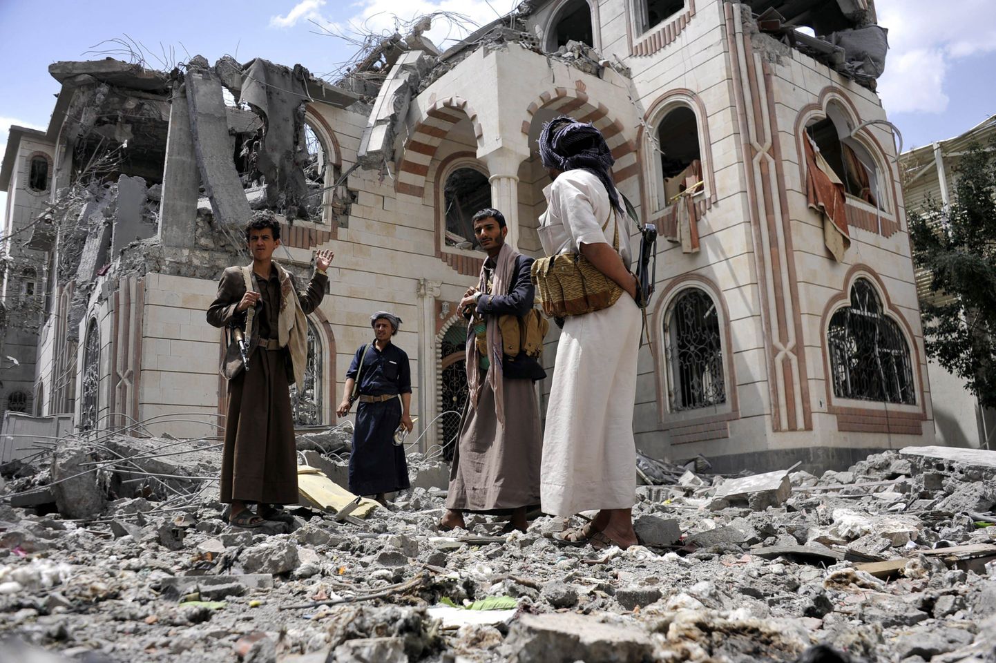 Purustatud hoone Jeemenis