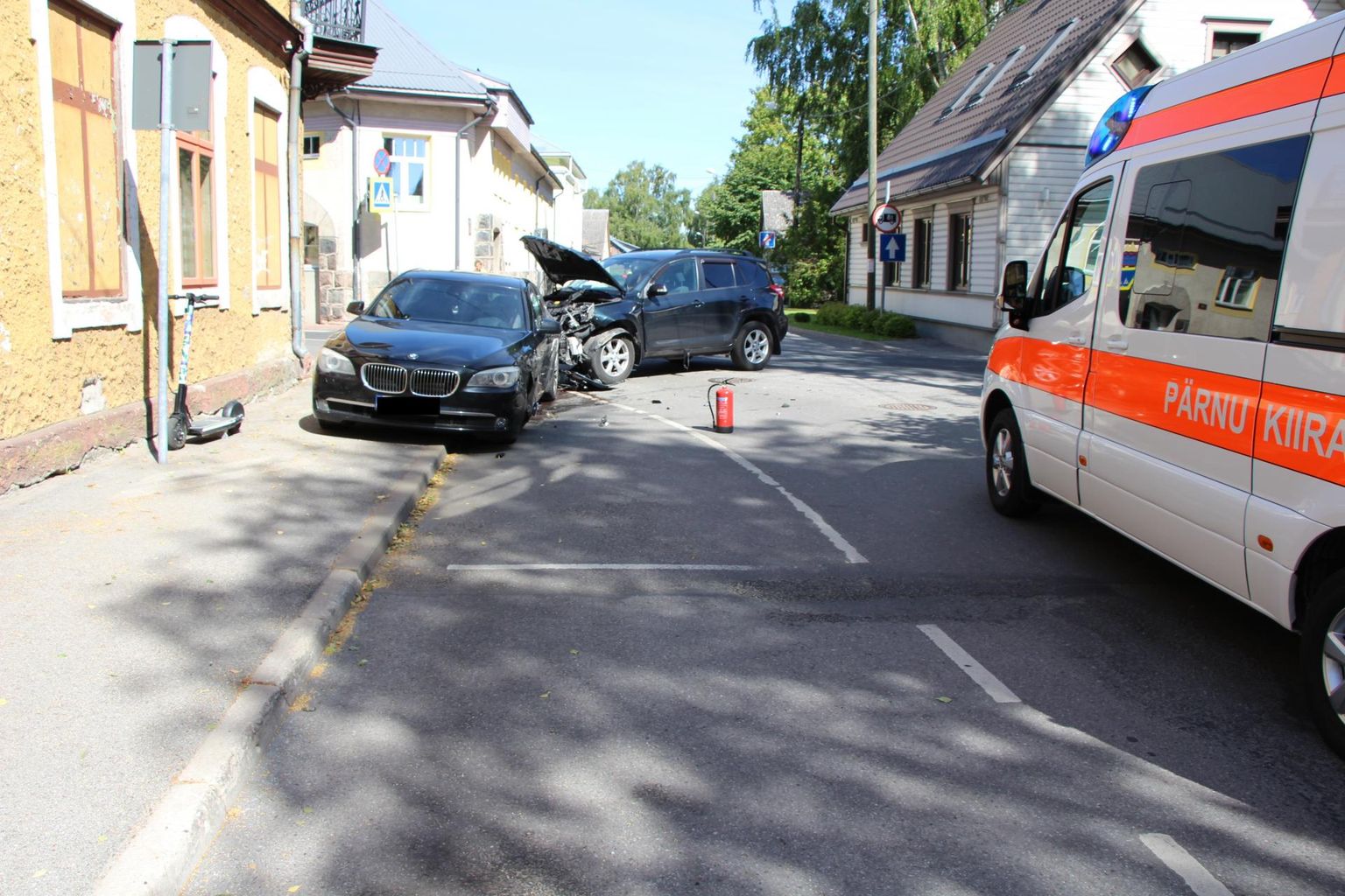 Õnnetuse põhjustanud BMW sõitis ühesuunalisel tänaval vales suunas.