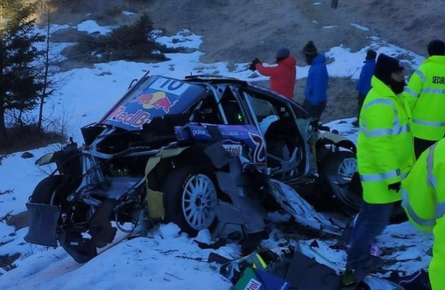 Adrien Fourmaux M-Sport Ford pärast õnnetust.