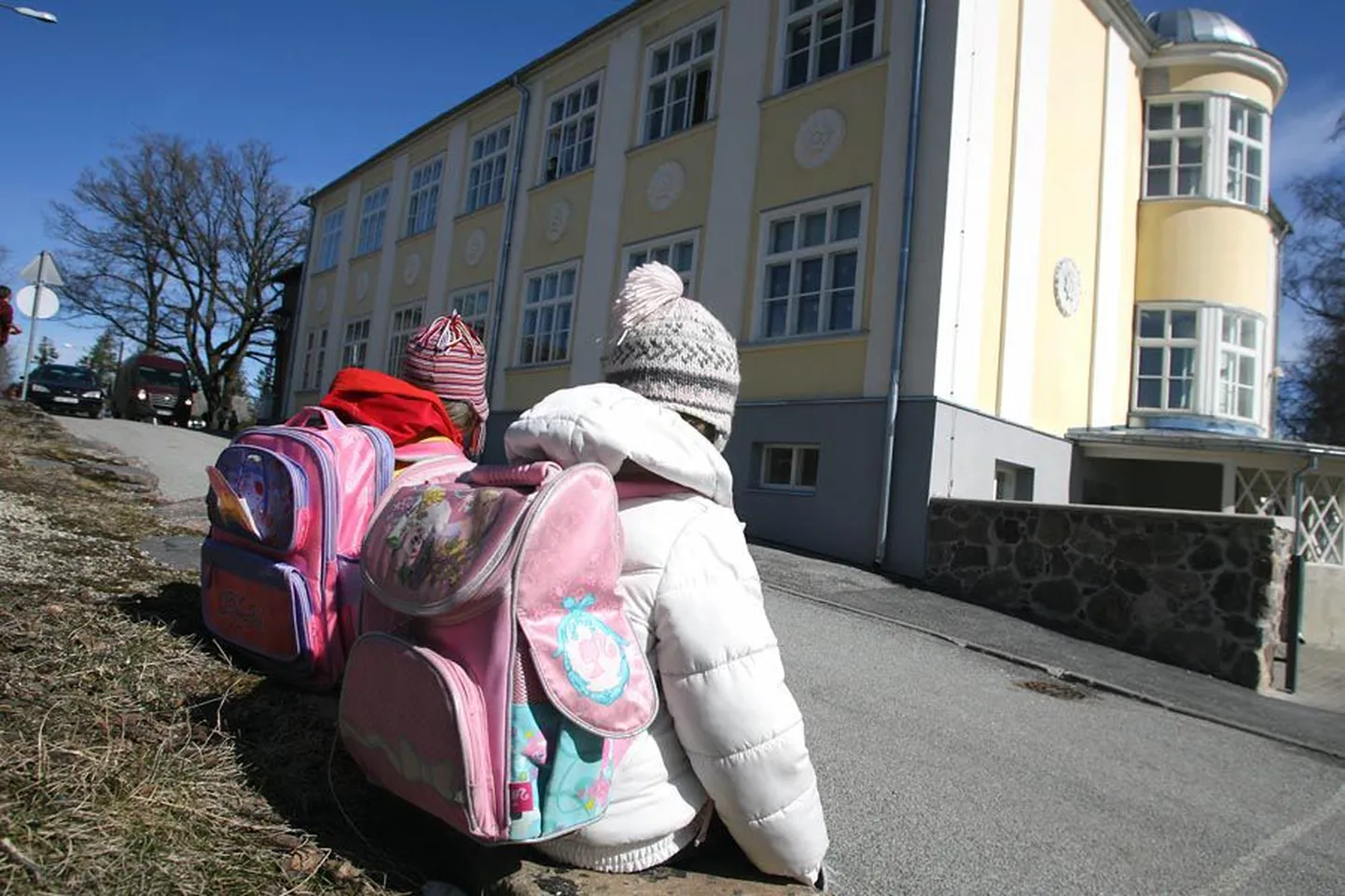 Kui esialgu pidi Viljandi kesklinna koolis avatama kolm esimest klassi, siis äsjase otsuse kohaselt on neid hoopis neli.