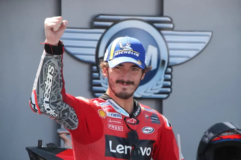 Itāļu motobraucējs Frančesko Banjaja