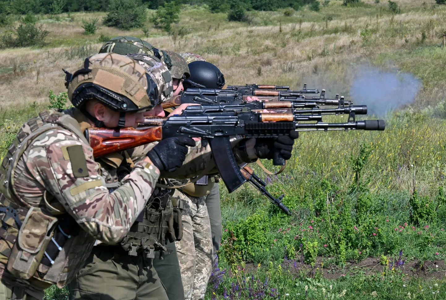 Ukraina sõjaväelased väljaõppel Harkivi oblastis 26. juulil 2023