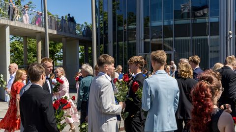 Ühes koolis lõpetas rekordarv medaliste, teises pälvisid medali pooled abiturientidest