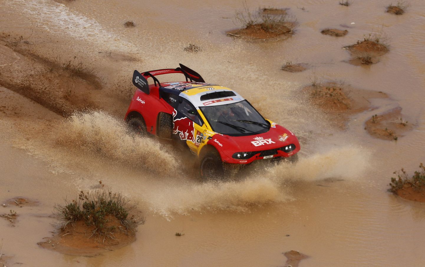 Sebastjans Lēbs ("Bahrain Raid Xtreme") piedalās rallijreida "Dakara" devītajā posmā