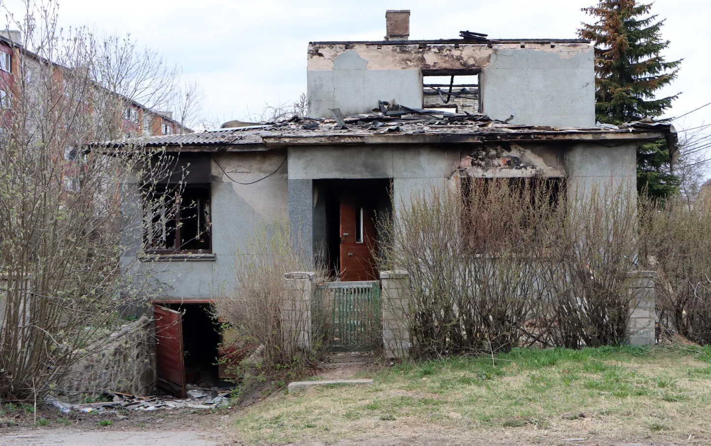 Этой весной частный дом Теэта Корстена в Кохтла-Ярве горел уже трижды.