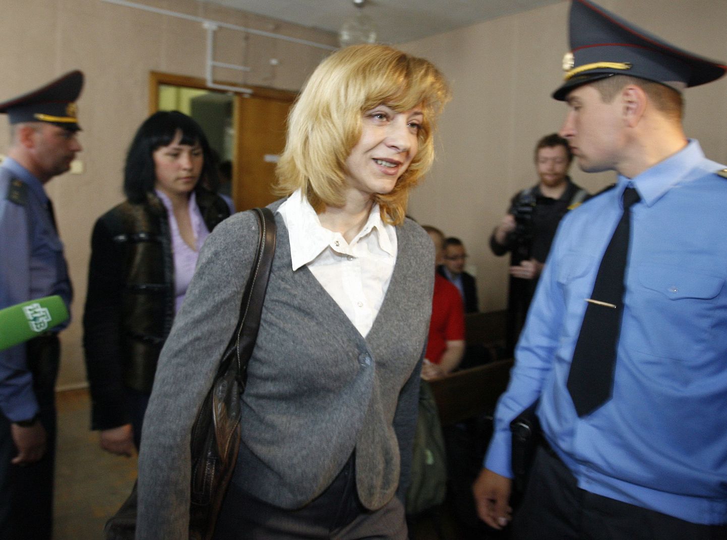 Valgevene ajakirjanik Irina Halip eelmisel nädalal Minski kohtus.
