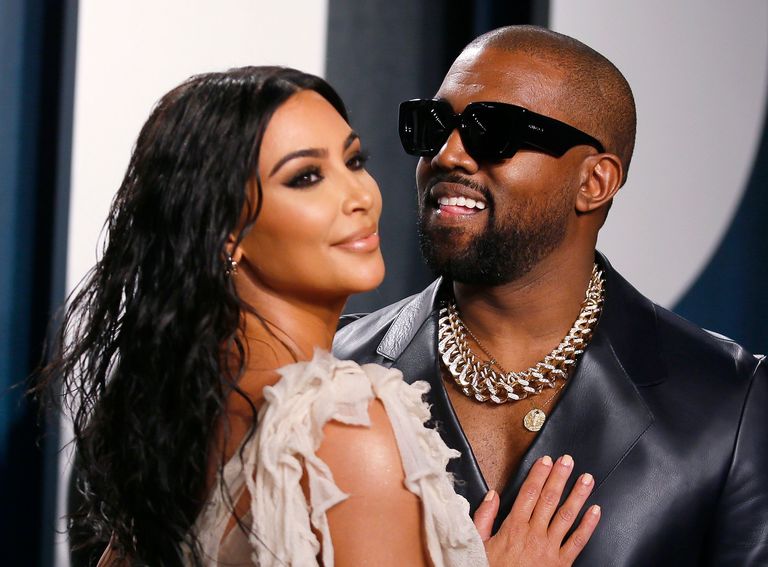 Kim Kardashian and Kanye West attend the Vanity Fair Oscar party in Beverly Hills during the 92nd Academy Awards, in Los Angeles, California, U.S., February 9, 2020. REUTERS/Danny Moloshok Ким Кардашьян и Канье Уэст