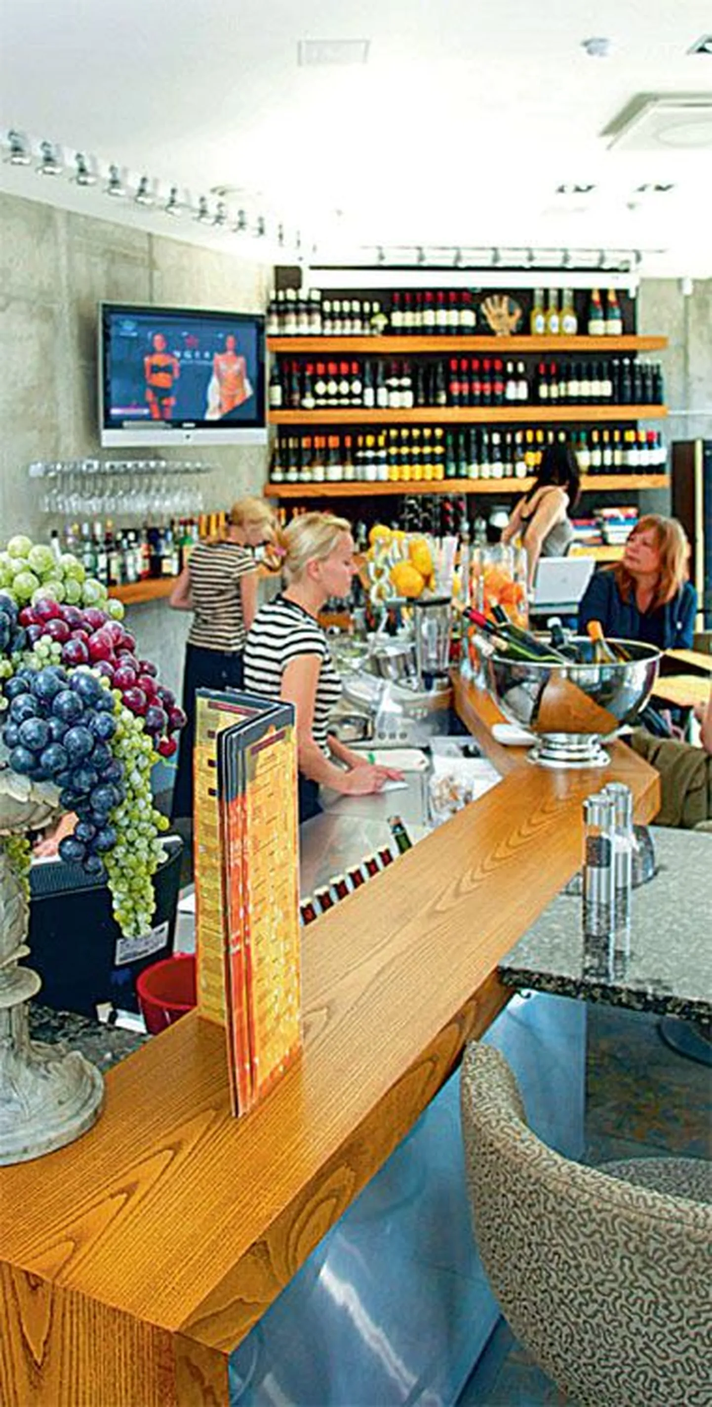 Kalarestoran Fish & Wine püüab pilku suurlinliku sisekujundusega.