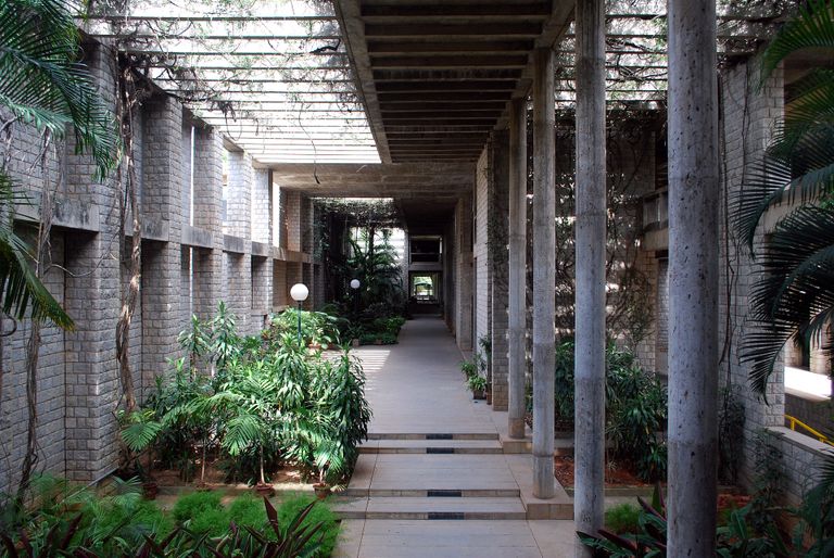Bangalore'i juhtimiskooli raamatukoguhoone