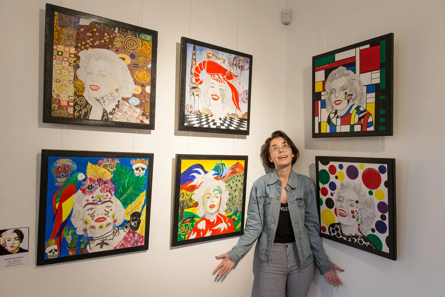Jannika Korolkova kujutab oma lõputööks valminud kuuest maalist koosnevas seerias "Tere, Marilyn!" Marilyn Monroed ning asja iva on selles, et iga Jannika Marilyn on valminud ühe suure kunstniku võtmes.