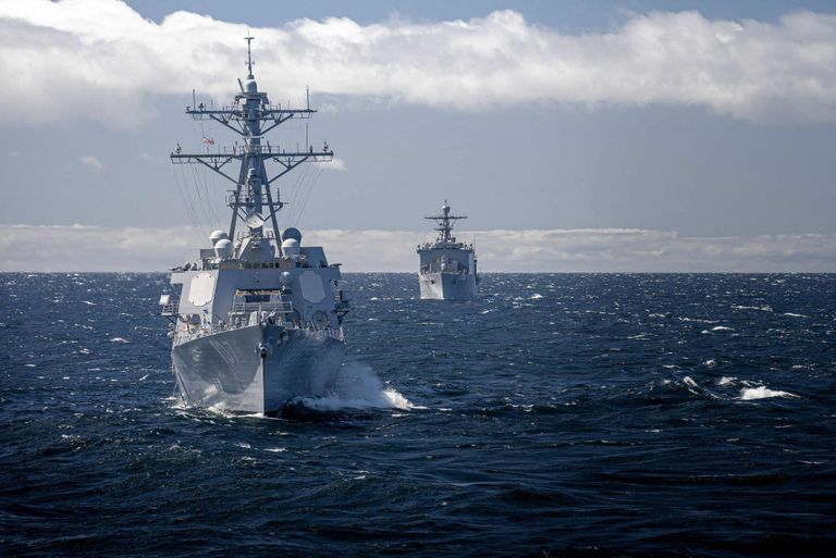 Mereõiguslik selgus on Balti riikide kaitse oluline komponent, sest kõige kiiremad tugevdused saabuvad tõenäoliselt meritsi.​ Pildil hiljuti õppusel BALTOPS osalenud Ameerika Ühendriikide rakettidega varustatud hävitaja USS Gravely.