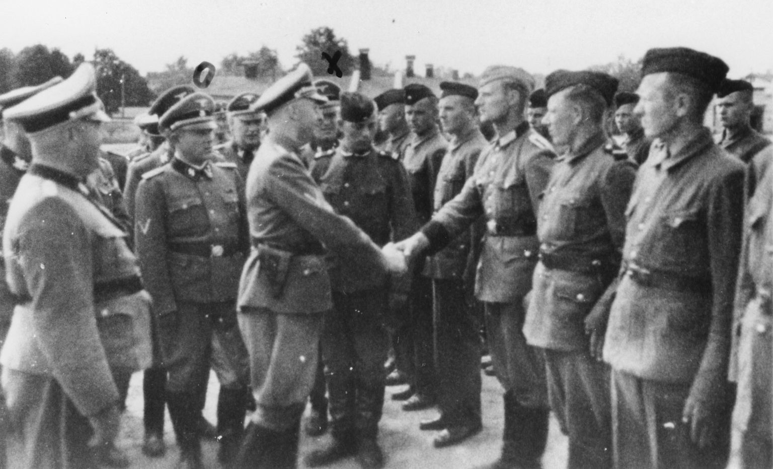 Heinrich Himmler 1942. aastal Trawniki  koonduslaagris.
