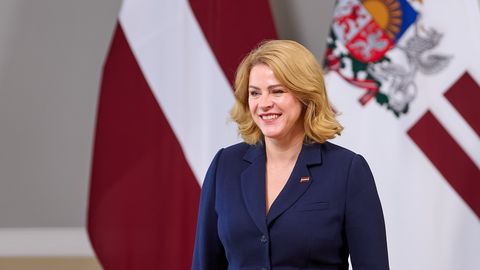 Stambulas konvencijas jautājumu loģiski būtu uzticēt nākamajam Saeimas sasaukumam, uzskata premjere