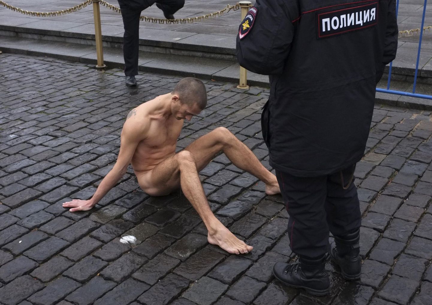 Pjotr Pavlenski aktsioon Moskvas Punasel väljakul.