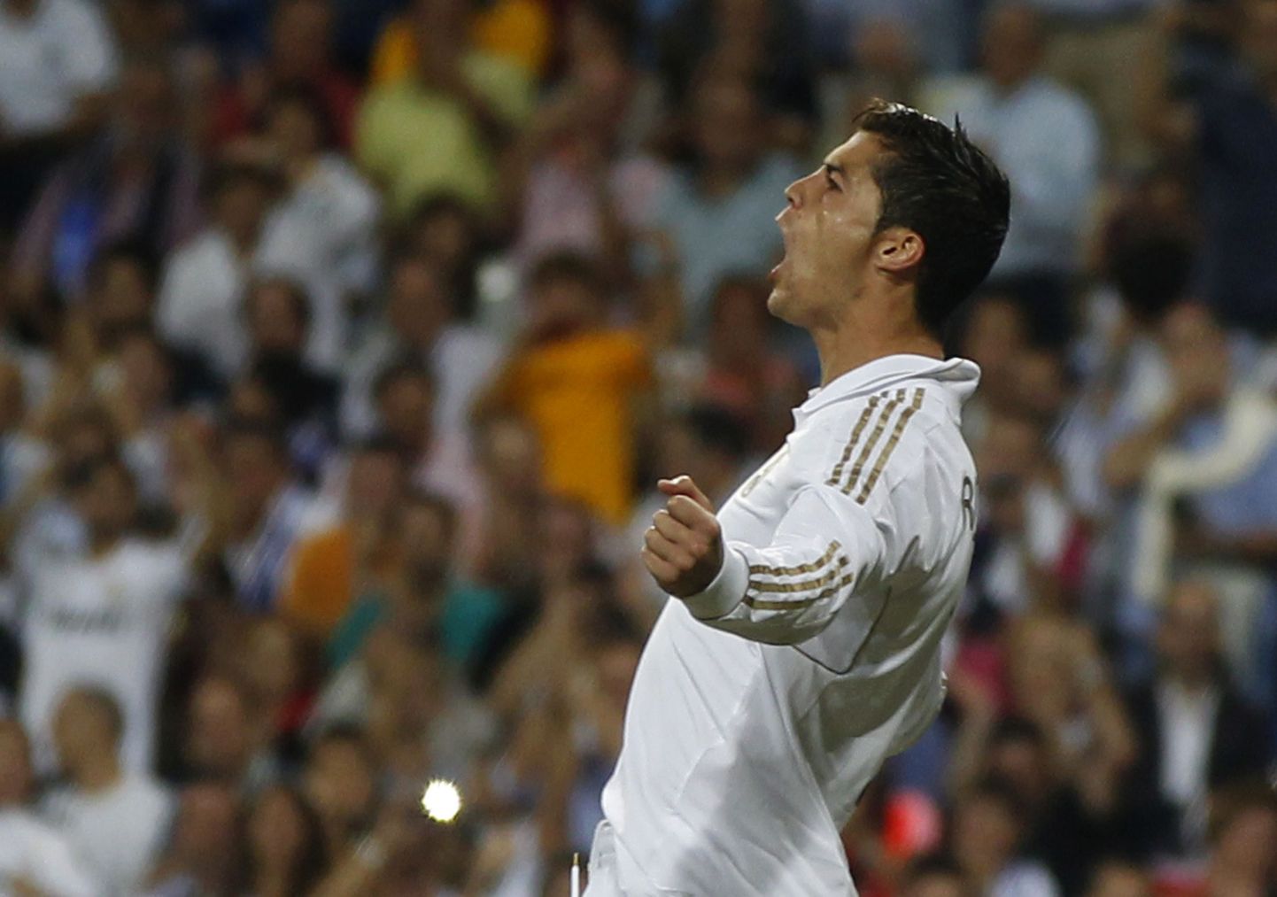 Cristiano Ronaldo Madridi Reali eest löödud väravat tähistamas