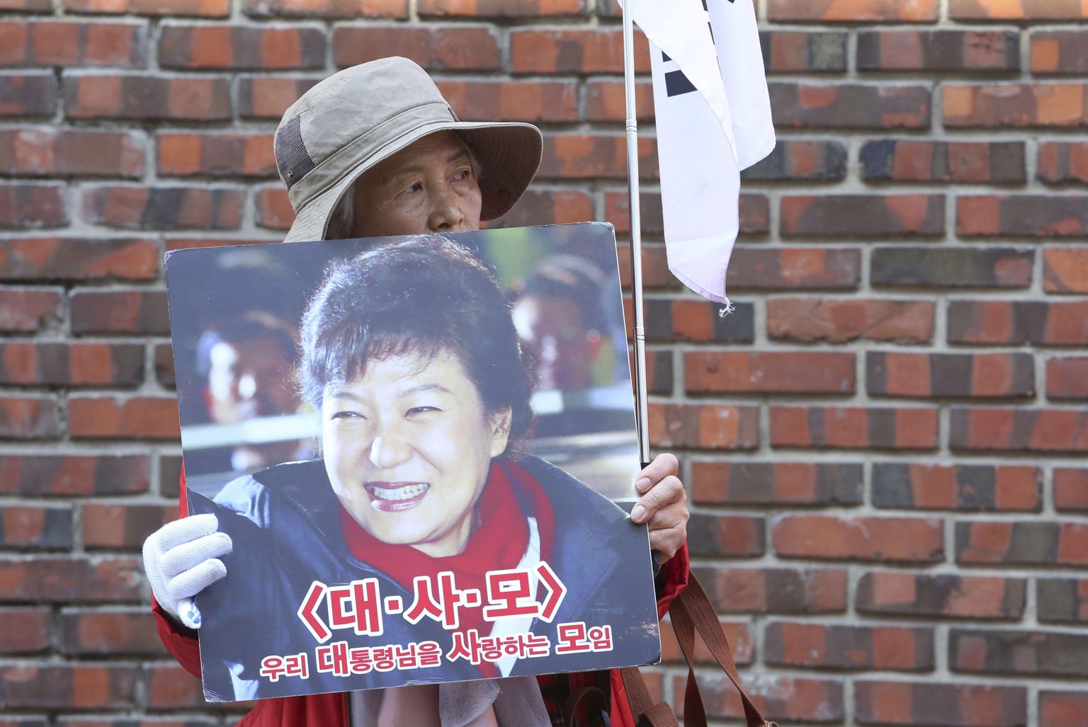 Lõuna-Korea tagandatud presidendi Park Geun-hye toetaja.