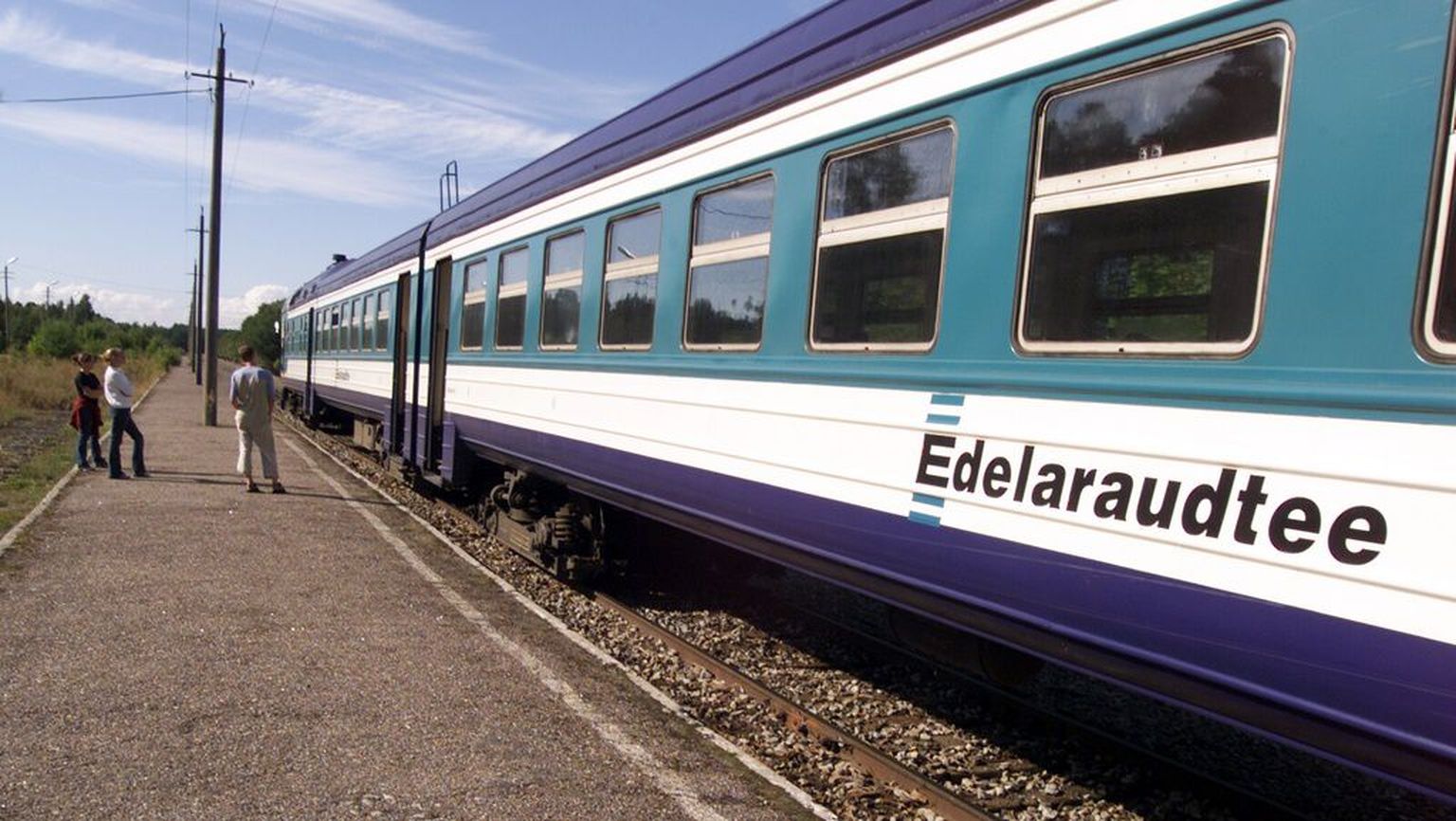 Поезд Edelaraudtee. Снимок иллюстративный.