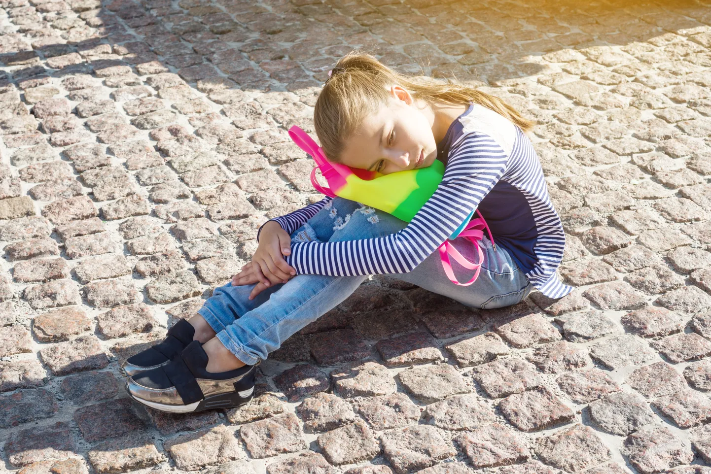 Üha nooremad tüdrukud muretsevad oma välimuse ja kardavad oma turvalisuse pärast. Foto on illustreeriv.