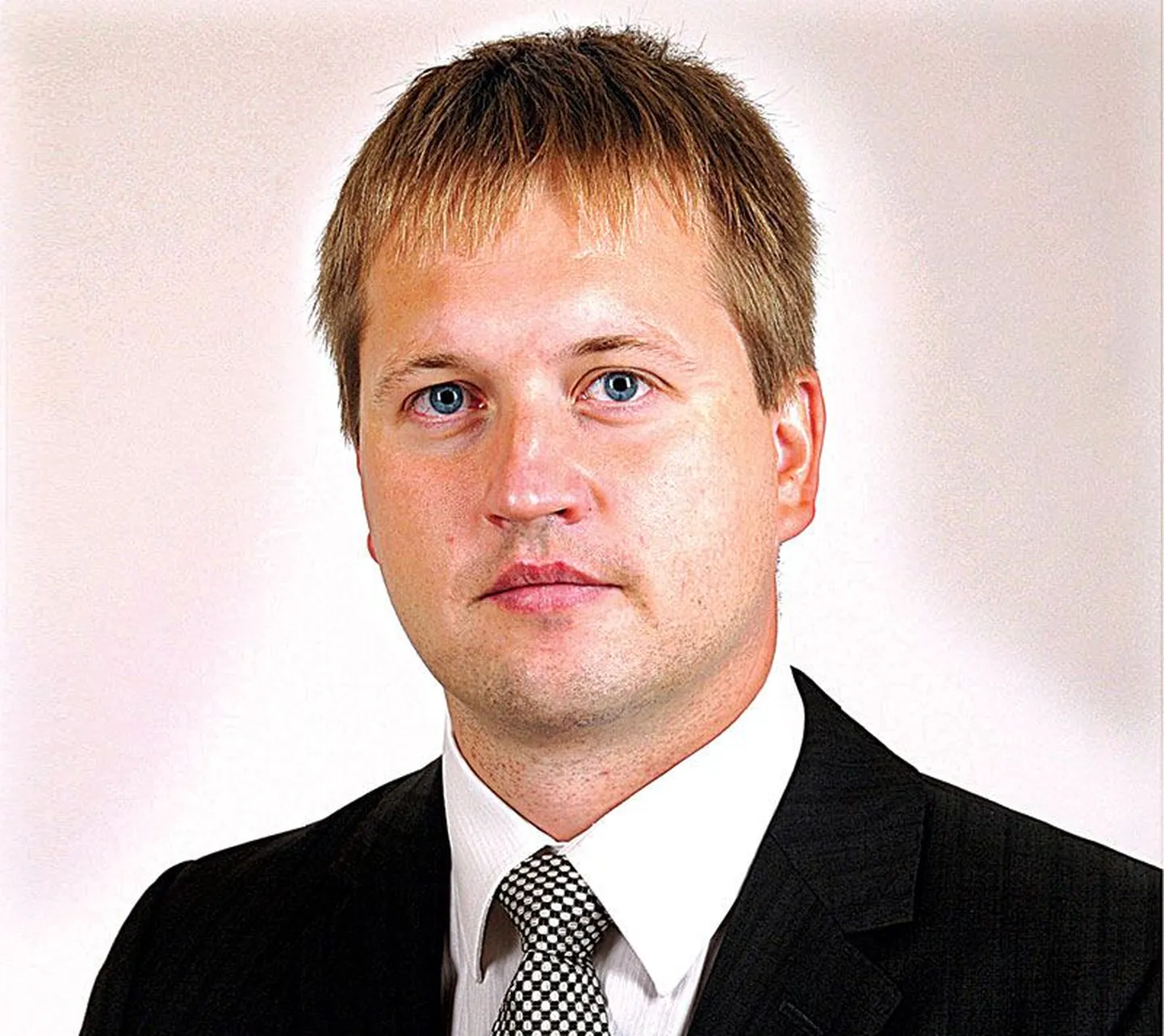 Taavi Laur