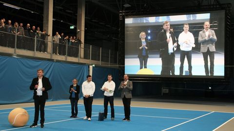 Lasnamäel avati Eesti suurim tennisekeskus