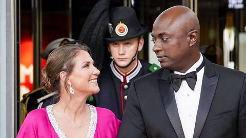 Принцесса Норвегии объявила дату своей свадьбы с американским шаманом, которому предстоит пересадка почки