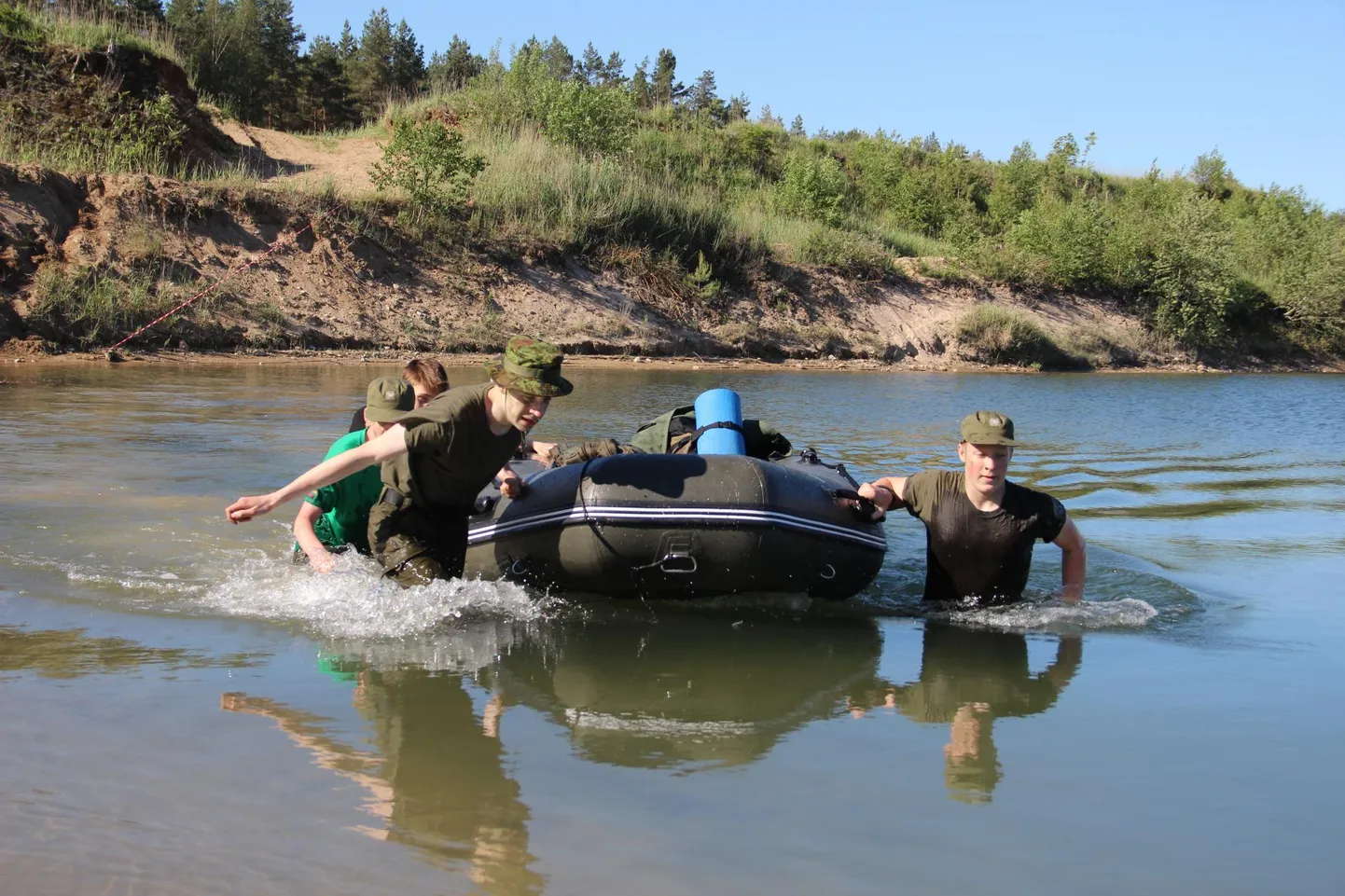 Võistlusmatka Sirge Siht raja kontrollpunktide läbijad pidid kasutama ka veesõidukit.
