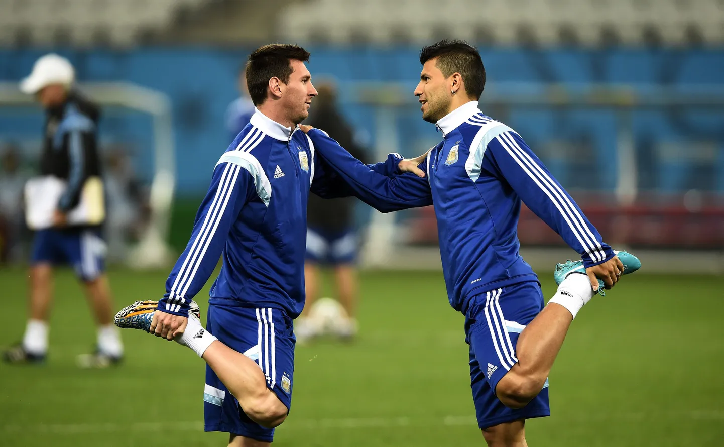 Lionel Messi (vasakul) ja Sergio Agüero