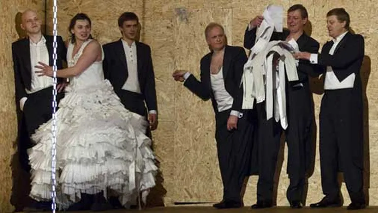 Festivālā ar trim izrādēm, tostarp Gogoļa lugu "Mirušās dvēseles", viesosies Latvijas Nacionālais teātris