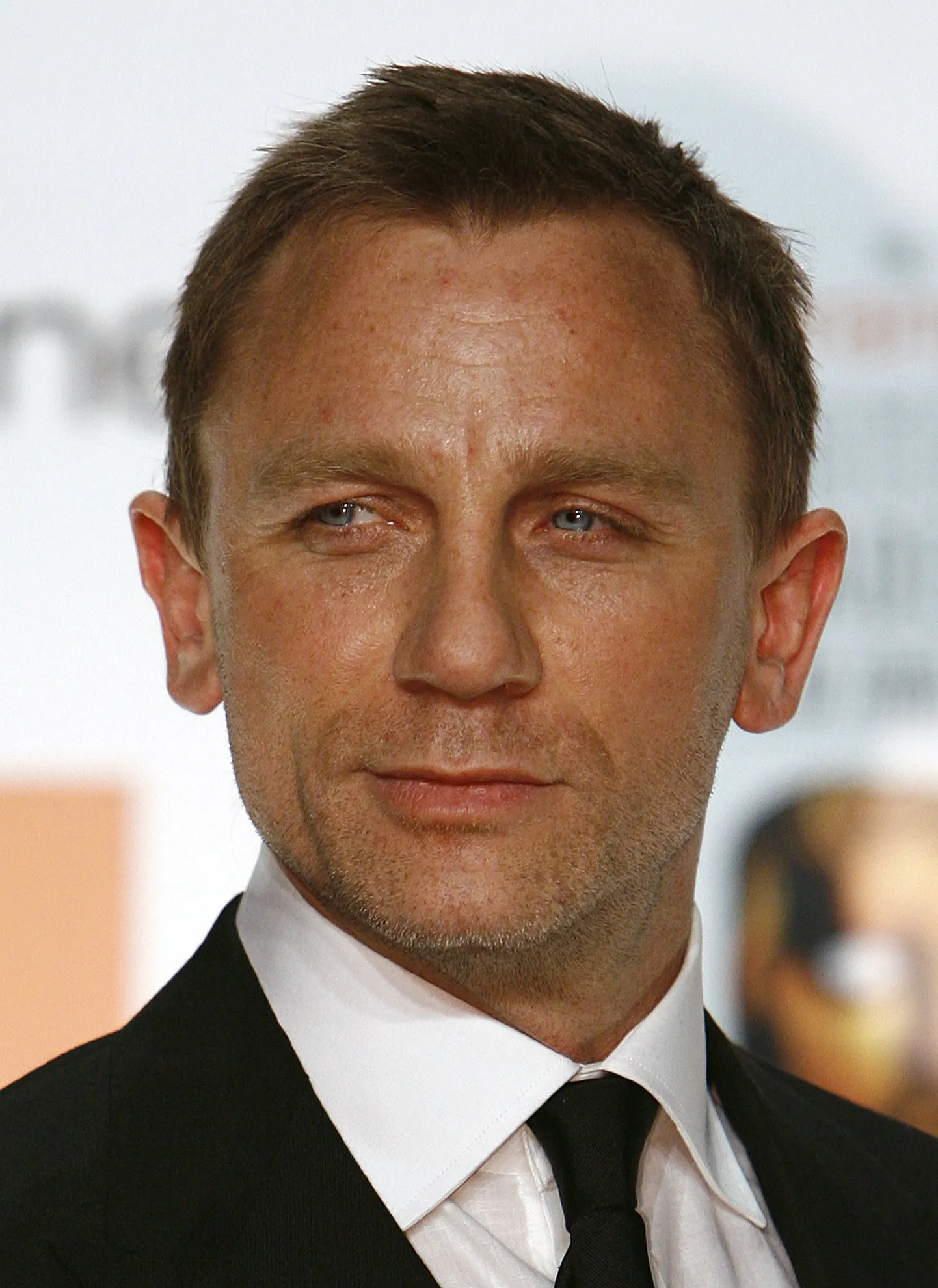 Daniel Craig