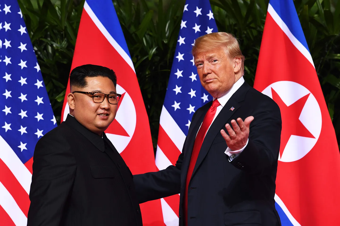 Donalds Tramps un Kims Čenuns.