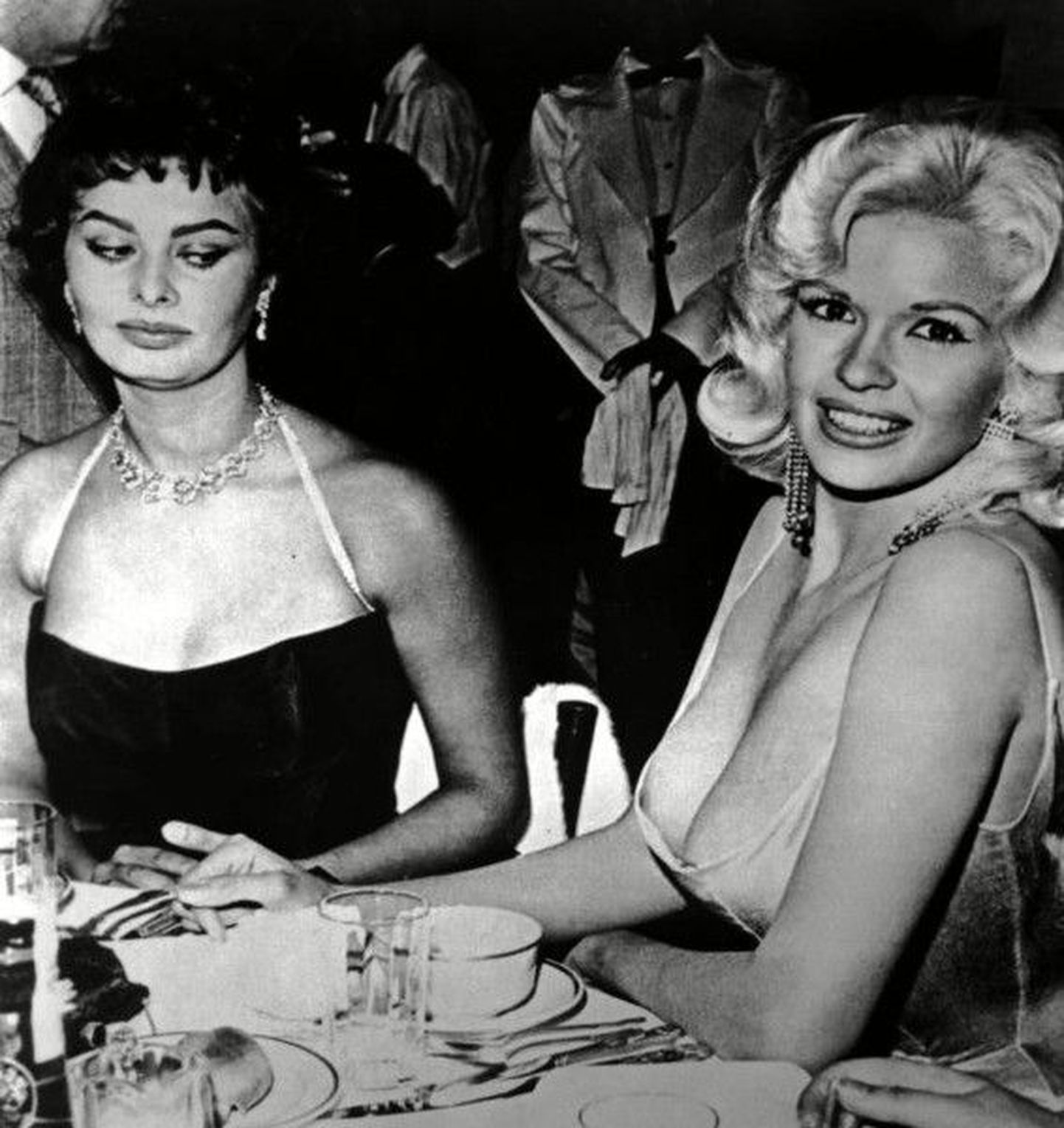 Sophia Loren ja Jayne Mansfield 1957. aastal