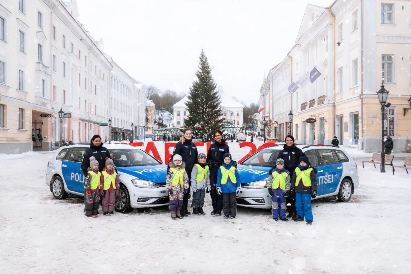 Politsei kutsub enda töö köögipoolega tutvuma.