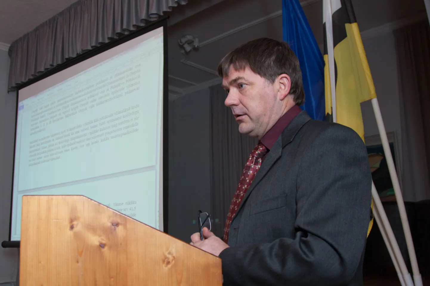Otepää vallavanem Andres Visnapuu ametist tagasiastumiseks põhjust ei näe.