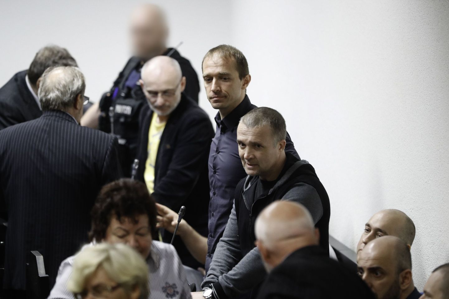 Харон Дикаев и еще 17 человек, представших перед судом.