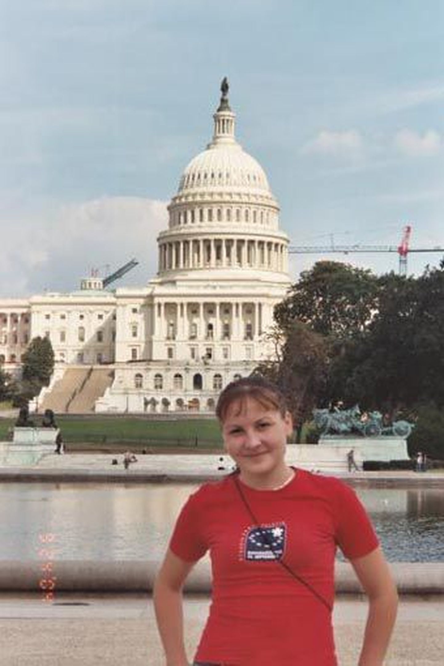 Et Kristina Kase  kool on Washingtonile nii lähedal,  käib ta seal  umbes korra kuus. Pildil seisab ta linnavalitsuse ehk Capitoli taustal.