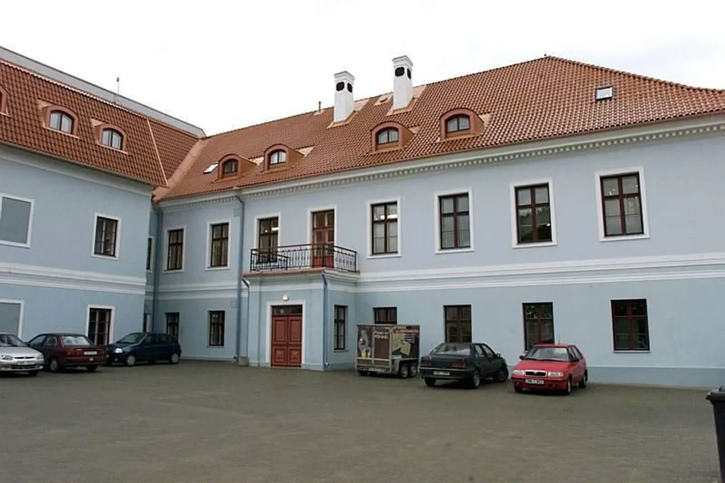 Linnamuuseumi hoone ehk Katariina maja Tartu kesklinnas Narva maanteel.