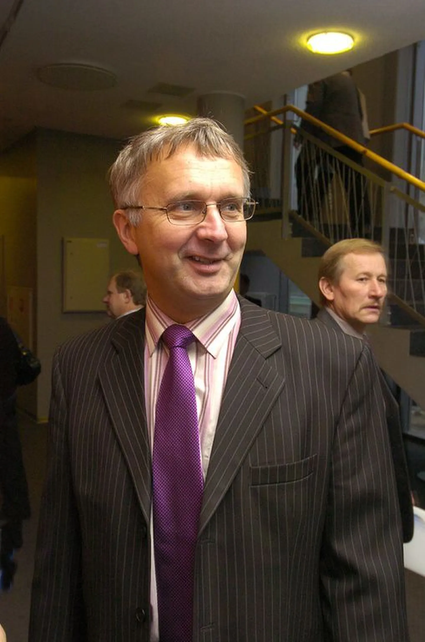 Väino Linde.