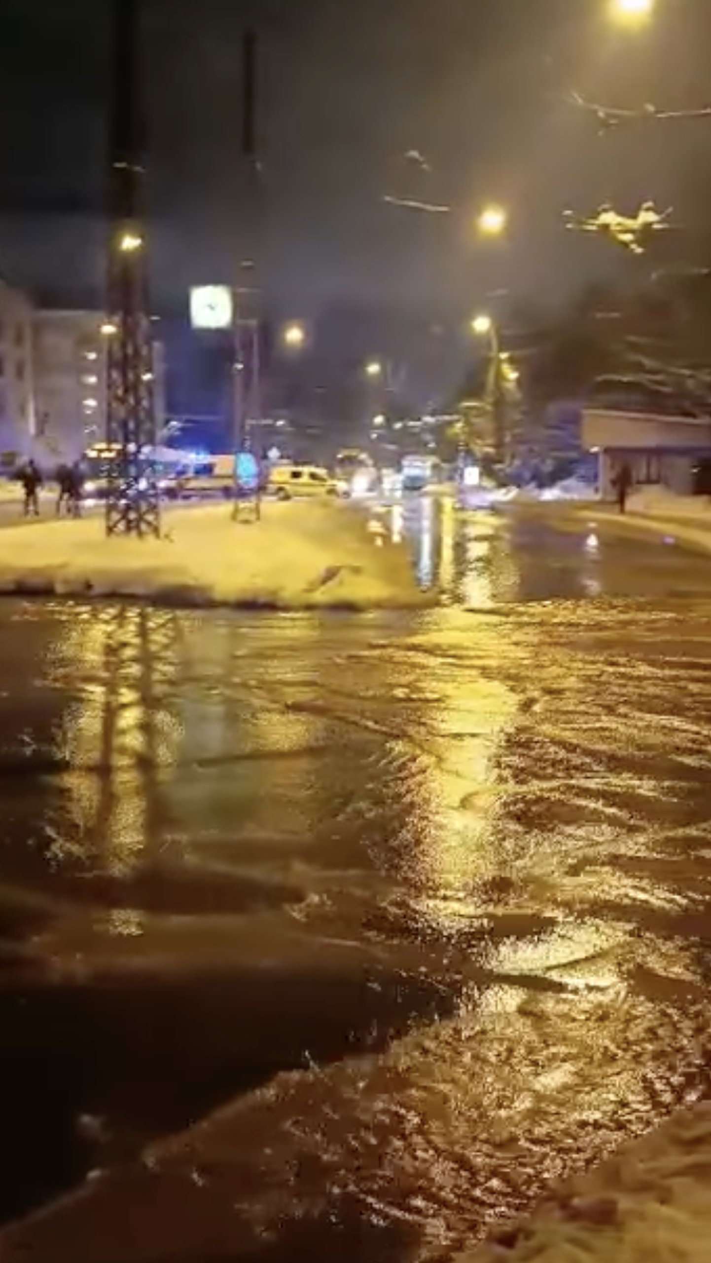 Авария водопровода в Пурвциемсе.