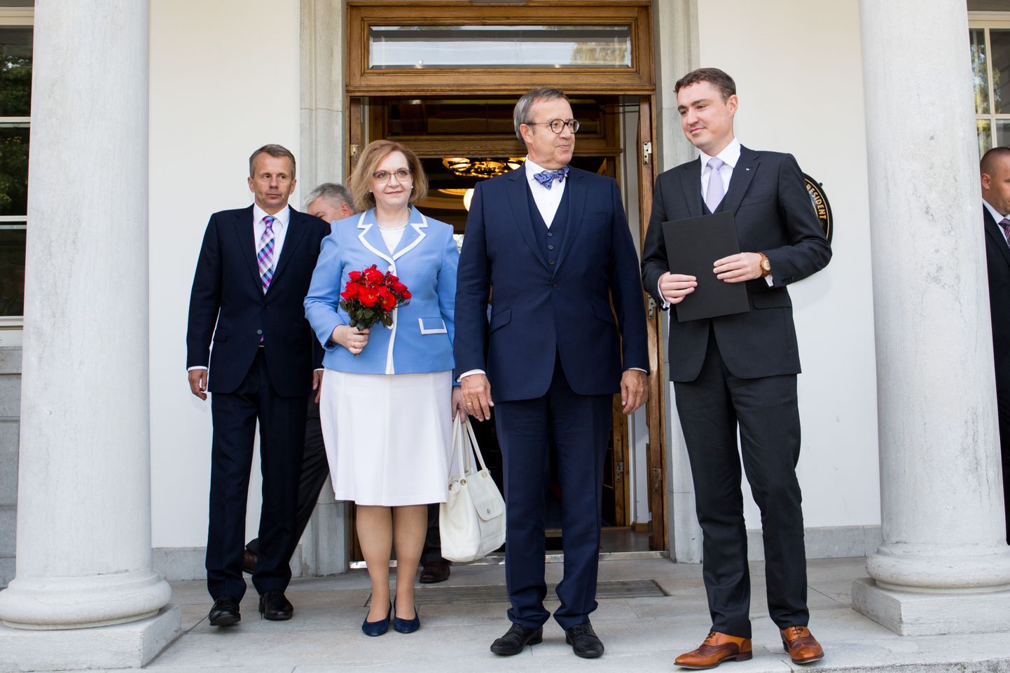 Peaminister Taavi Rõivas, Maris Lauri ning Jürgen Ligi käisid Kadriorus, kus president Toomas Hendrik Ilves nimetas uued ministrid ametisse.
