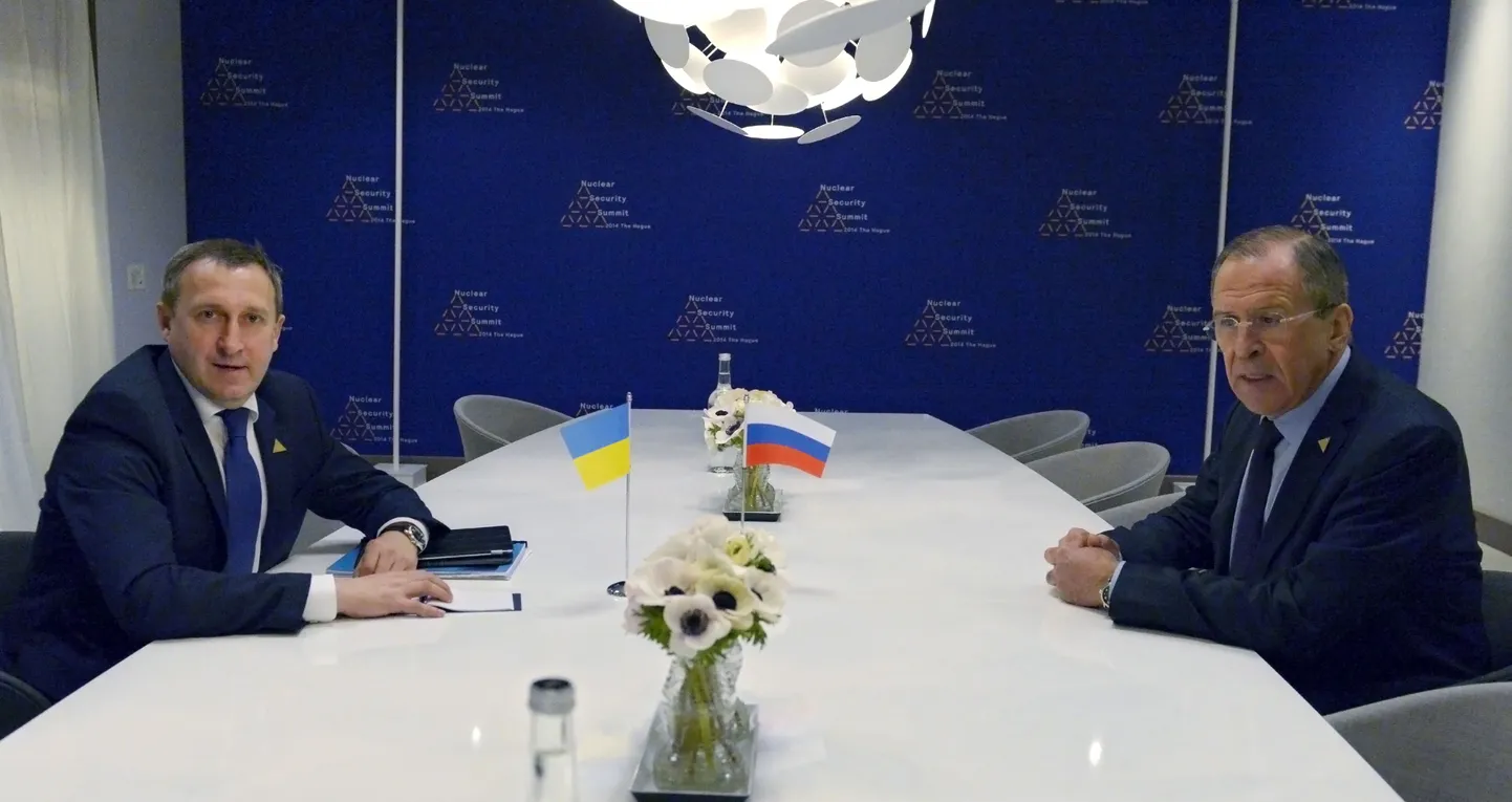 Ukraina välisminister Andri Deštšõtsa ja tema Vene kolleeg Sergei Lavrov