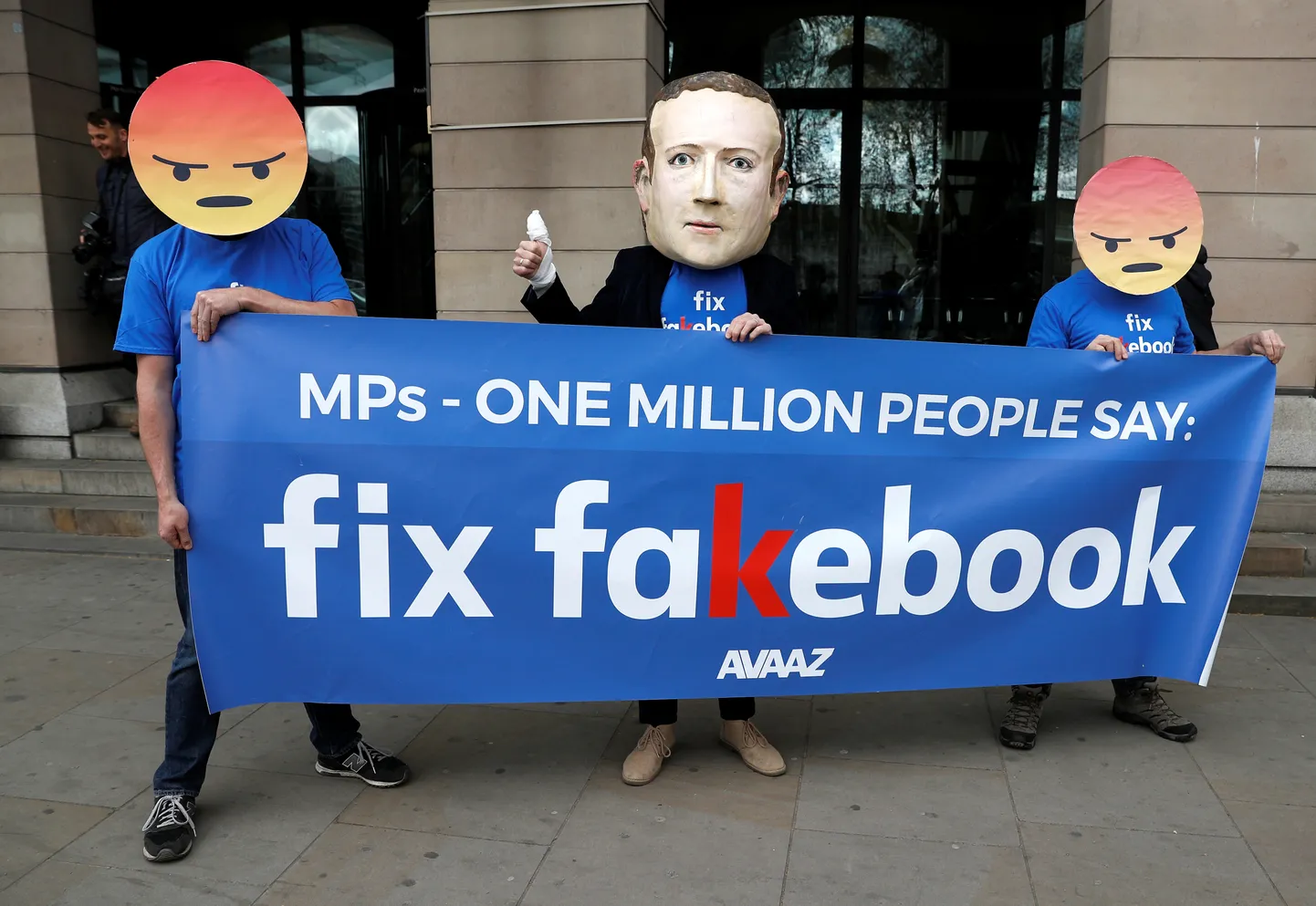 Facebooki vastased.