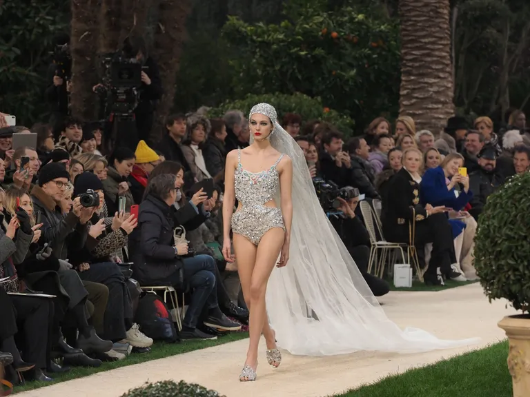 Неделя моды в Париже. Показ Chanel Haute Couture SS 2019