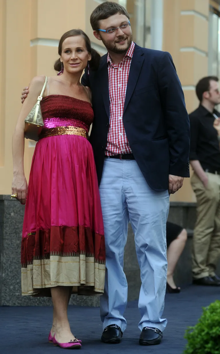 Moskva moodsa kunsti muuserumi direktor Vasily Tsereteli kaasaga, disainer Kira Sacarelloga Dolce&Gabbana butiigi avamisel Moskvas.