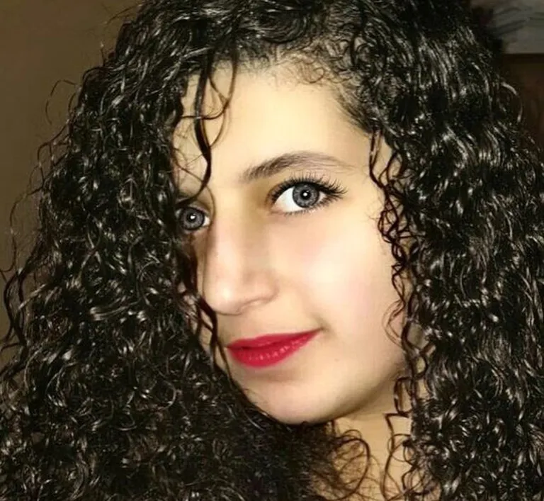 18-aastane Mariam Moustafa.