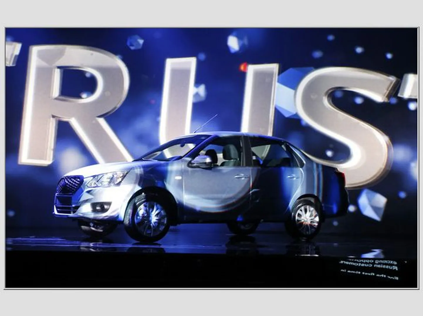 Datsun on-Do eilsel esitlusel Venemaal. Standardvarustuses on-Do peaks maksma alla 400 000 rubla (8270 eurot).