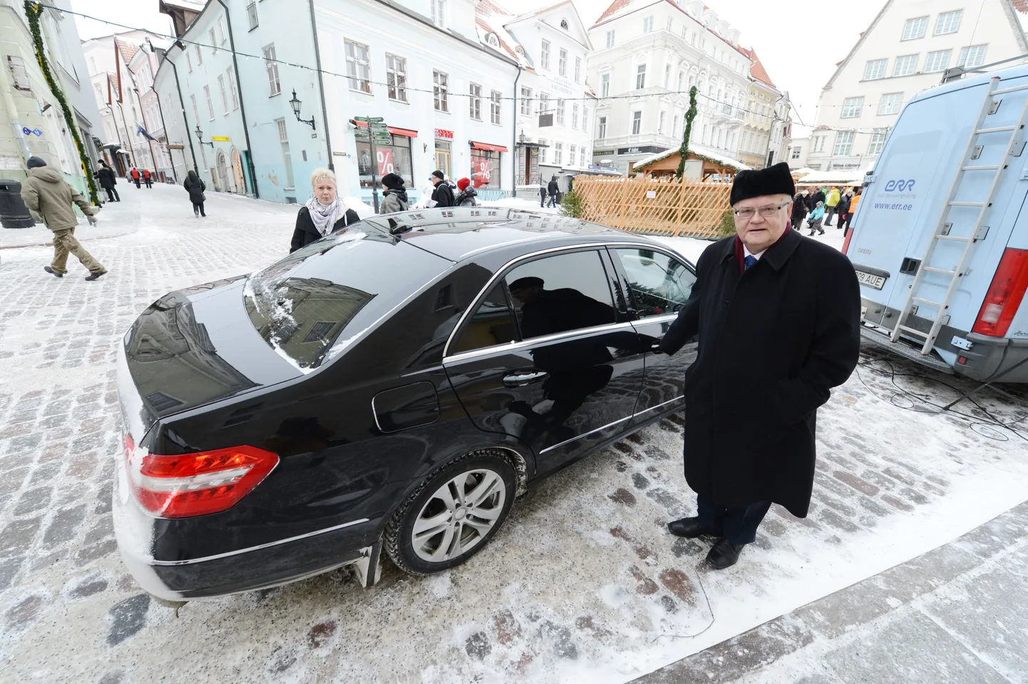 Linnapea Edgar Savisaar.